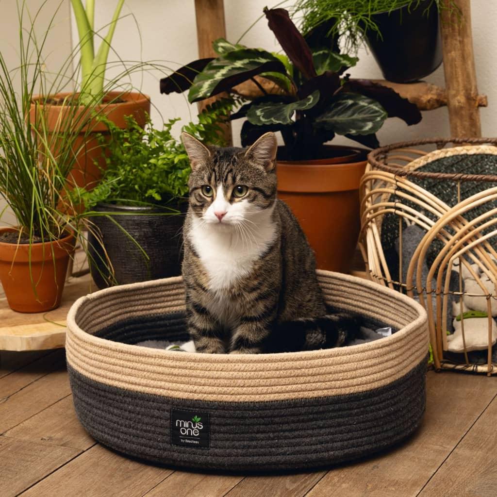 Beeztees Lit pour chat Minus One Xana 45x14 cm Gris et marron - Animalerie en ligne Kat-Shop